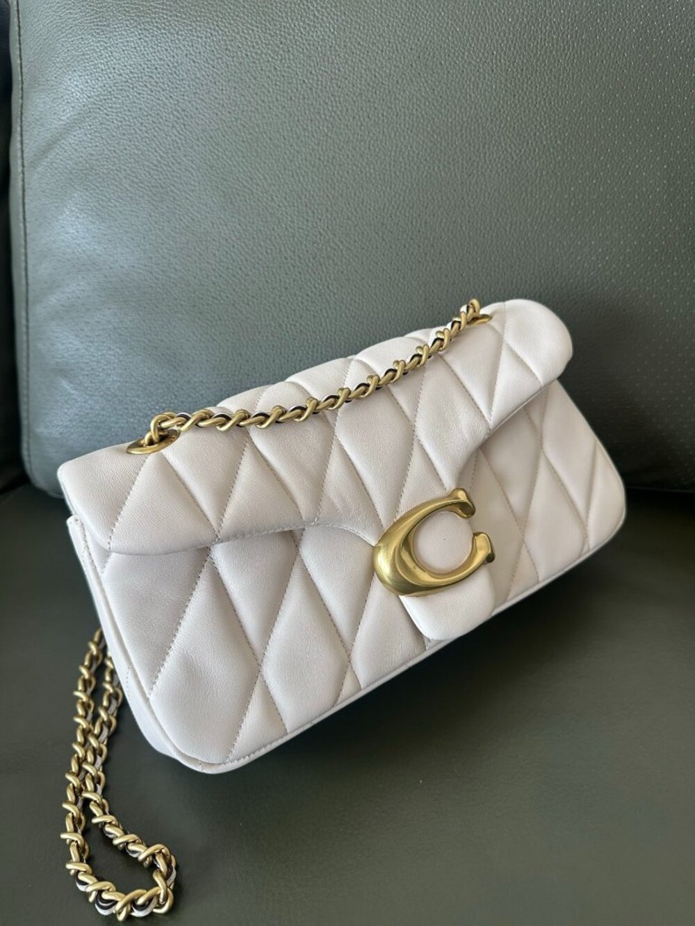 Coach Tabby 20 Shoulder Bag Crossbody Authentic